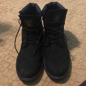 Black Timberlands